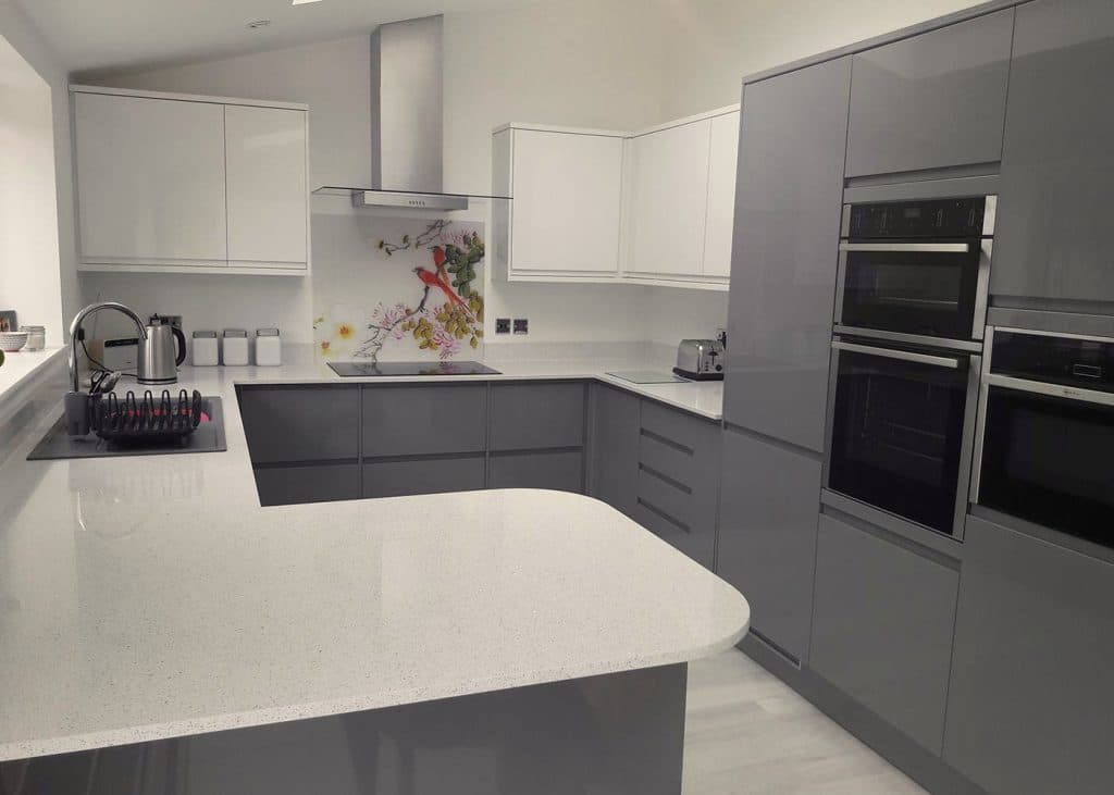 Ayame splashback in a customer kitchen